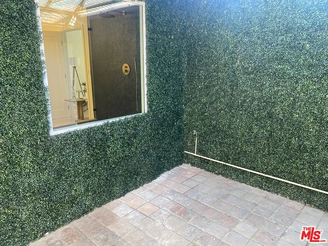 $2,299,000 | 4559 Morella Avenue, Studio City, CA 91607