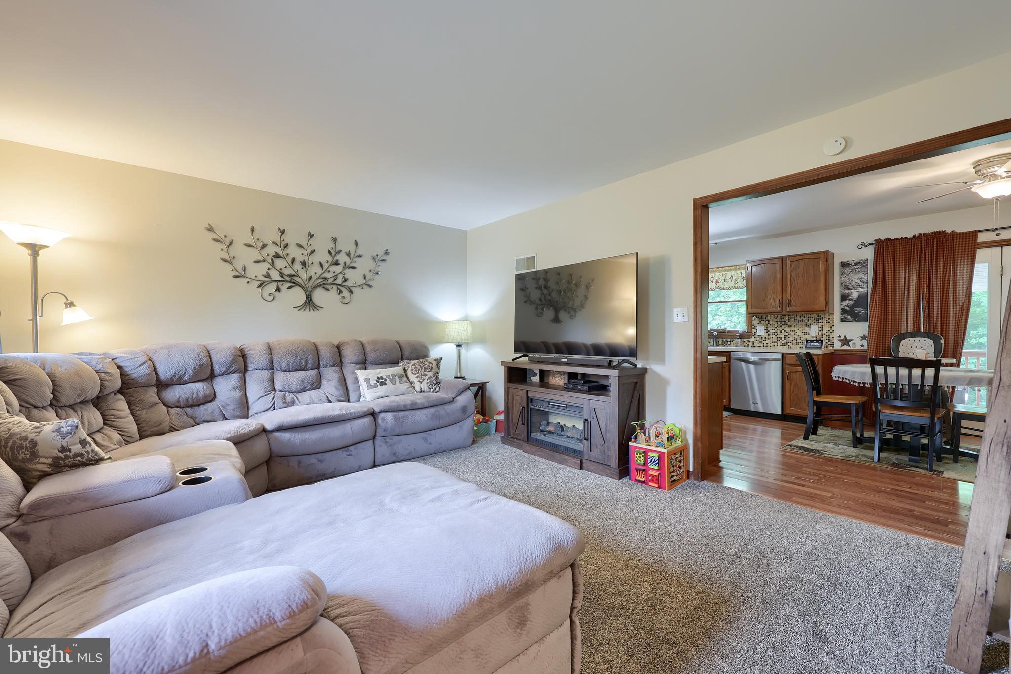 31 Riverside Avenue Lancaster, PA 17602 - Photo 4 of 31 Gallery Image 4