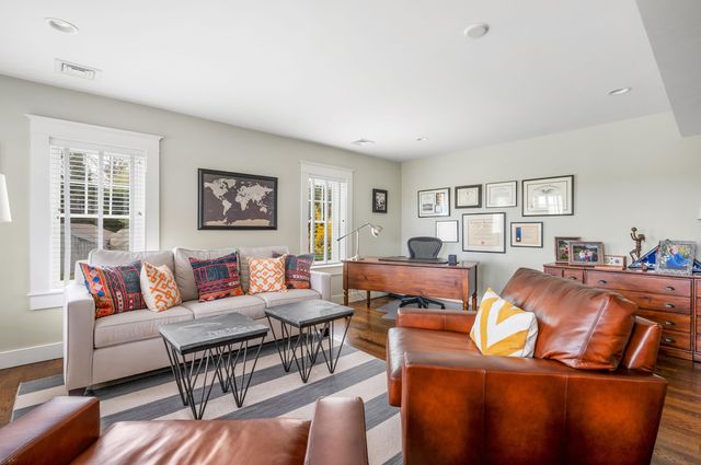 $3,677,000 | 189 Harbor Point Road, Barnstable, MA 02675