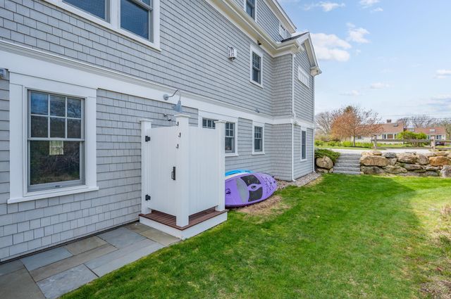 $3,677,000 | 189 Harbor Point Road, Barnstable, MA 02675