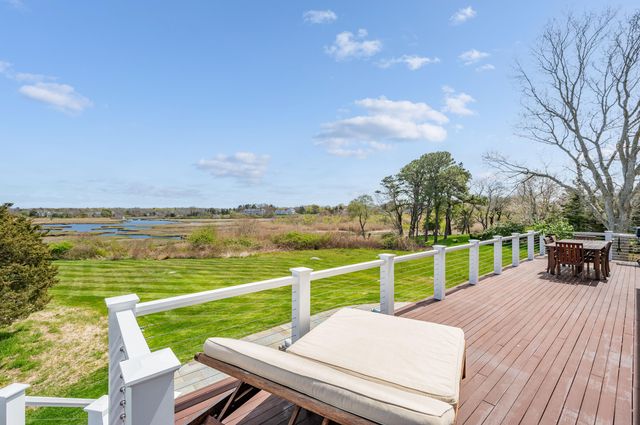 $3,677,000 | 189 Harbor Point Road, Barnstable, MA 02675