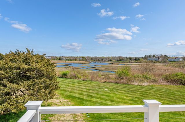 $3,677,000 | 189 Harbor Point Road, Barnstable, MA 02675