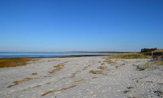 $3,677,000 | 189 Harbor Point Road, Barnstable, MA 02675