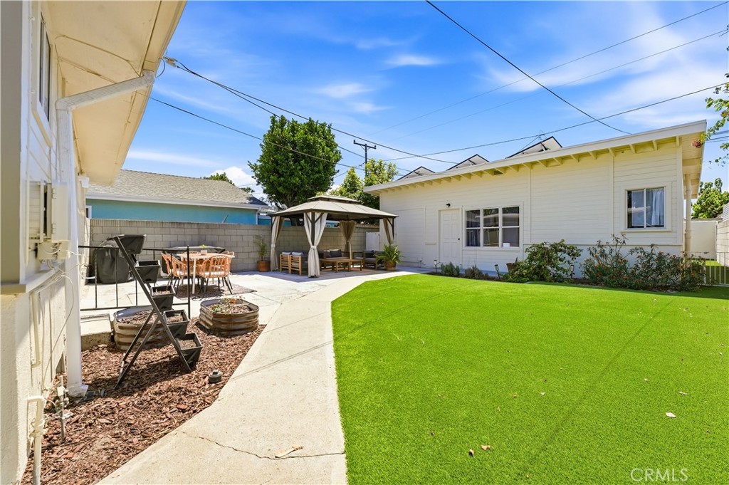 2157 Gale Avenue Long Beach, CA 90810 - Photo 23 of 25