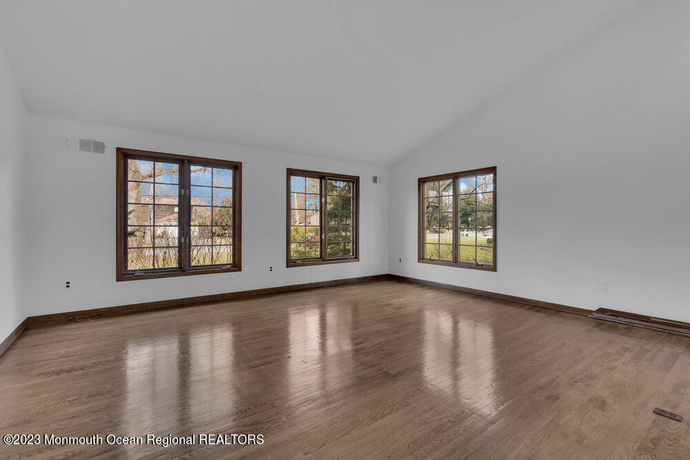 13 Judith Road Little Silver, NJ 07739 - Photo 21 of 39 037_dsc05381