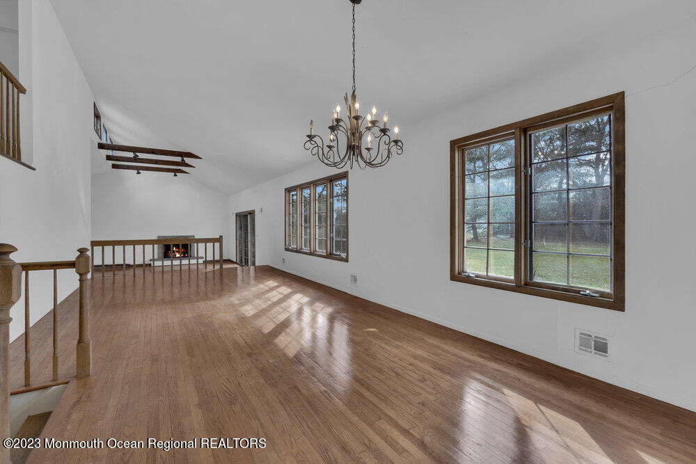 13 Judith Road Little Silver, NJ 07739 - Photo 8 of 39 010_dsc05331-1