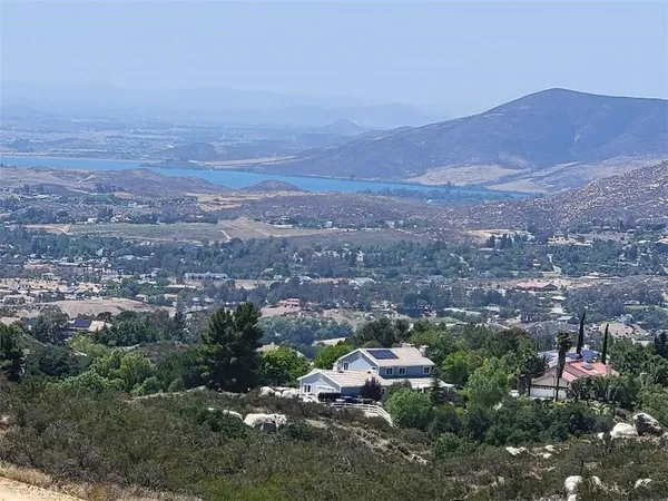 $299,900 | 0 Via View, Temecula, CA 92592