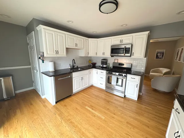 $419,900 | 145 Honor Road, West Haven, CT 06516