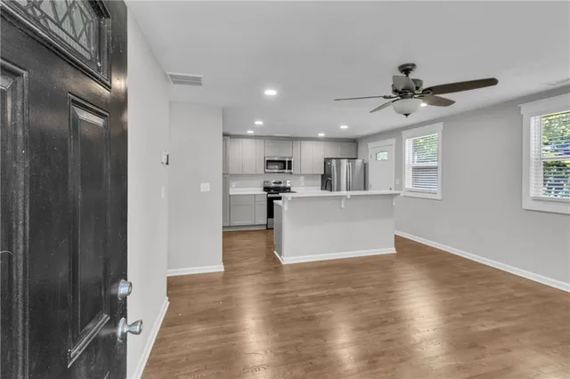 $1,550 | 359 Belgarde Place Southeast, Atlanta, GA 30354