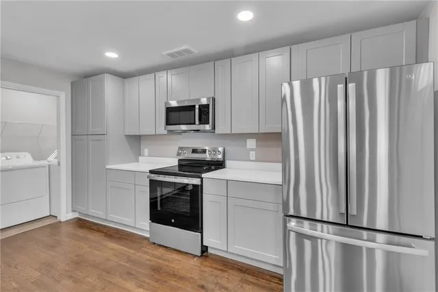 $1,550 | 359 Belgarde Place Southeast, Atlanta, GA 30354