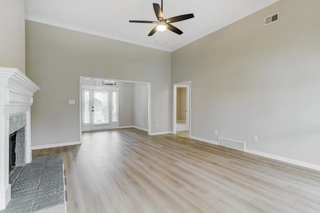 $2,400 | 1937 Ada Lane, Cordova, TN 38016