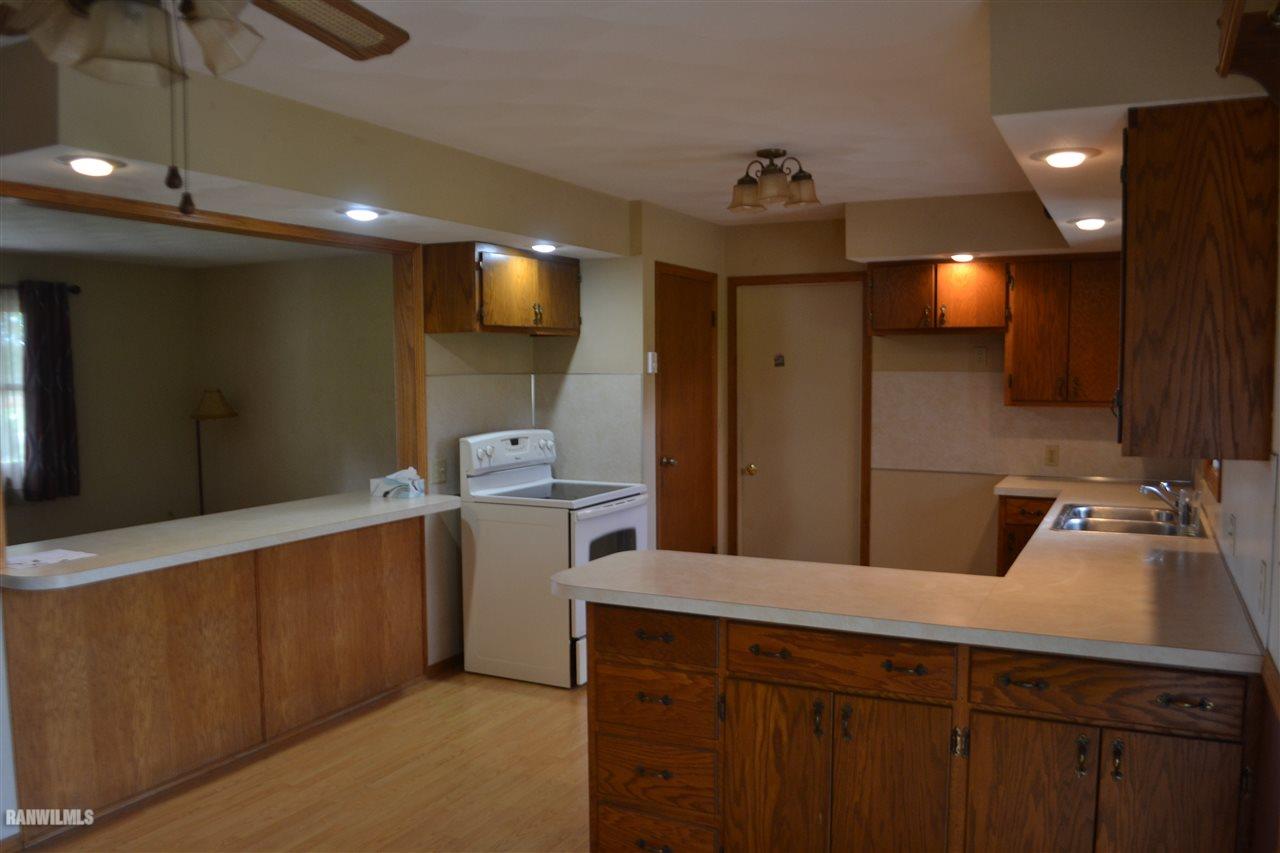 511 South Stockton Road Stockton, IL 61085 - Photo 6 of 30 Gallery Image 6