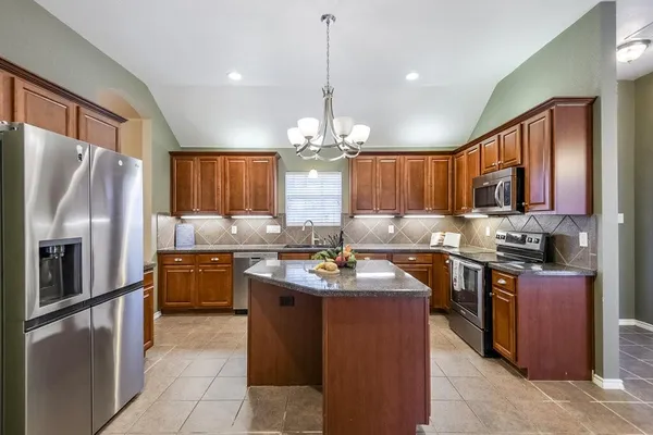 $410,000 | 5201 La Bandera Trail, Benbrook, TX 76126