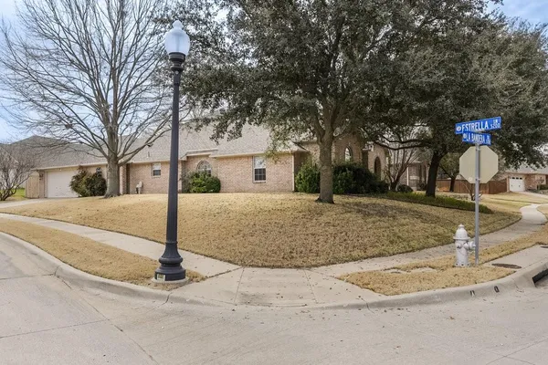 $410,000 | 5201 La Bandera Trail, Benbrook, TX 76126