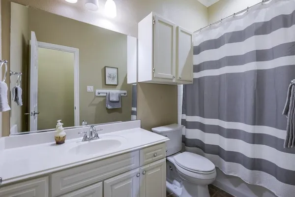 $410,000 | 5201 La Bandera Trail, Benbrook, TX 76126