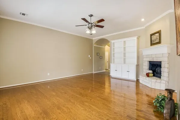 $410,000 | 5201 La Bandera Trail, Benbrook, TX 76126