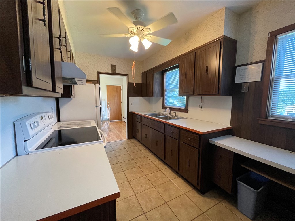 455 River Road Lincoln, RI 02865 - Photo 15 of 39