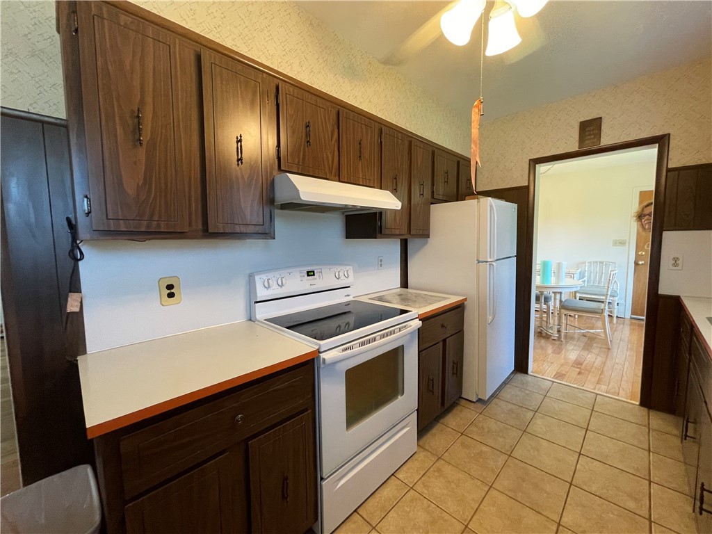 455 River Road Lincoln, RI 02865 - Photo 16 of 39