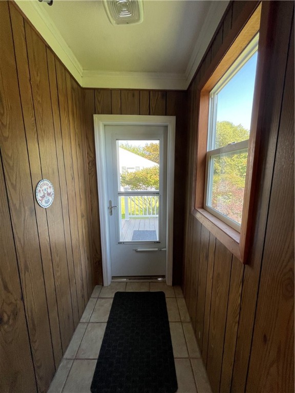 455 River Road Lincoln, RI 02865 - Photo 28 of 39 Hall to garage side door