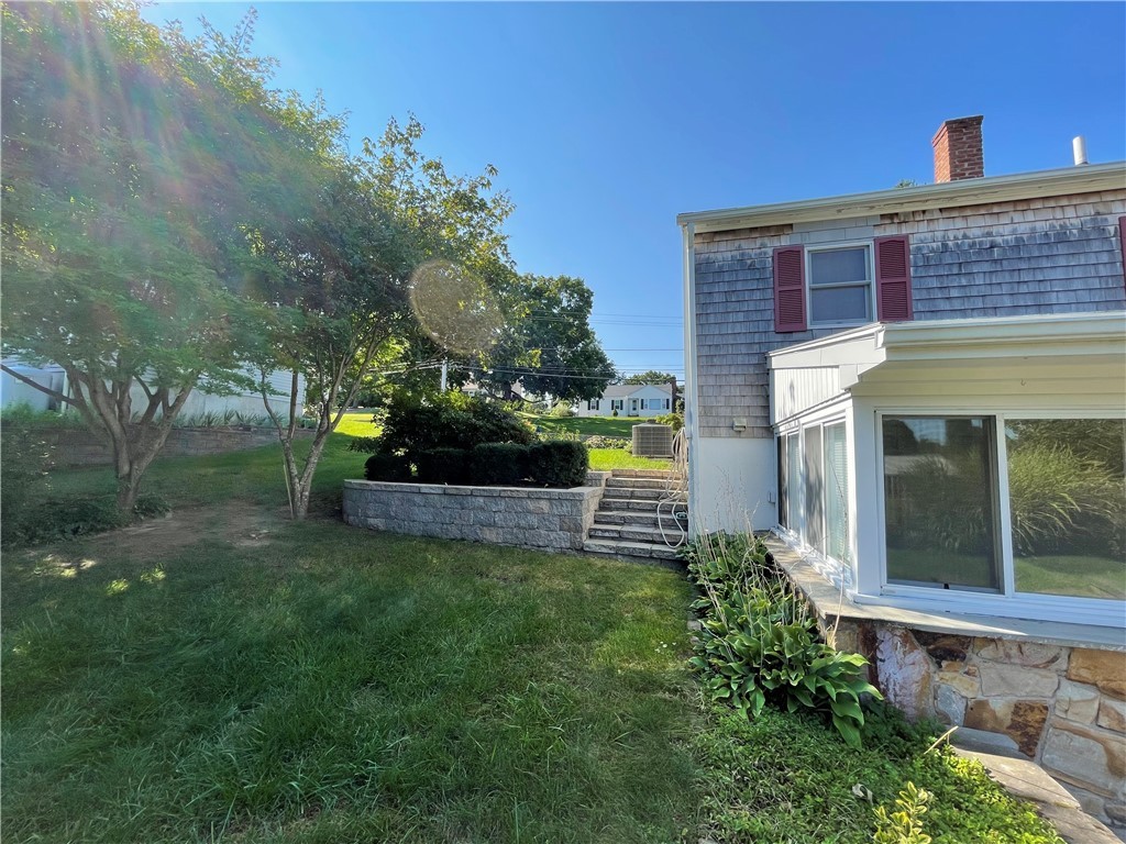 455 River Road Lincoln, RI 02865 - Photo 8 of 39