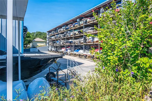 $3,900 | 245 South Rhodes Street, Mount Dora, FL 32757