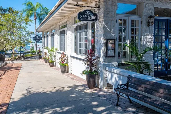$3,900 | 245 South Rhodes Street, Mount Dora, FL 32757