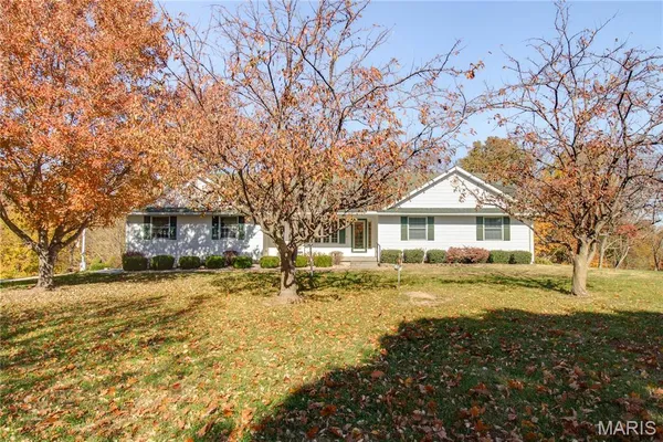 $499,000 | 676 Highway 108, Carrollton, IL 62016