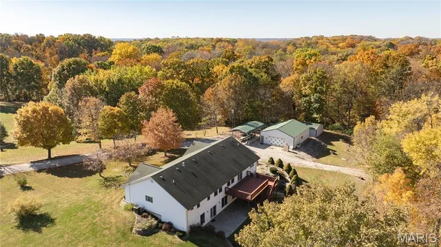 $525,000 | 676 Highway 108, Carrollton, IL 62016