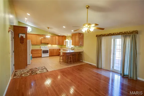 $499,000 | 676 Highway 108, Carrollton, IL 62016