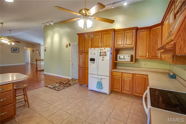 $499,000 | 676 Highway 108, Carrollton, IL 62016