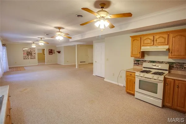 $499,000 | 676 Highway 108, Carrollton, IL 62016