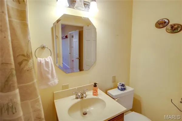 $499,000 | 676 Highway 108, Carrollton, IL 62016