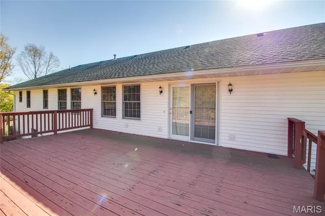 $525,000 | 676 Highway 108, Carrollton, IL 62016