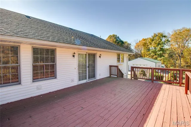 $525,000 | 676 Highway 108, Carrollton, IL 62016