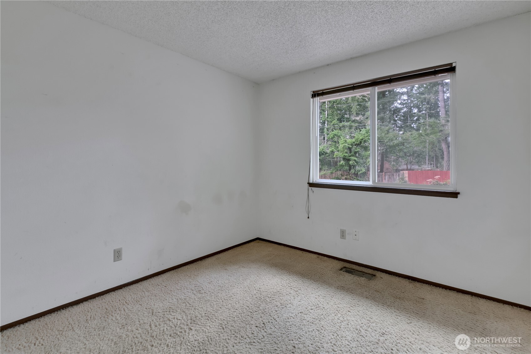 5189 Brasch Road Southeast Port Orchard, WA 98367 - Photo 18 of 33