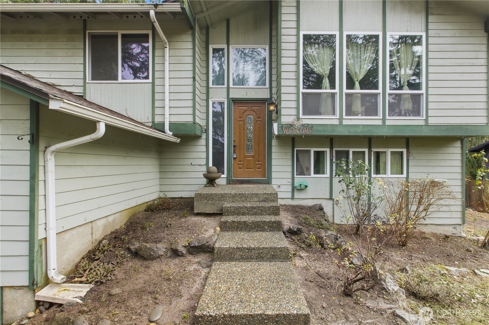 5189 Brasch Road Southeast Port Orchard, WA 98367 - Photo 3 of 33