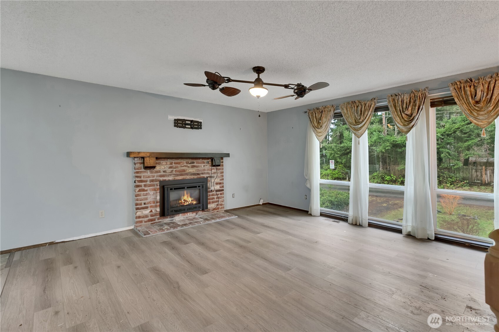 5189 Brasch Road Southeast Port Orchard, WA 98367 - Photo 5 of 33