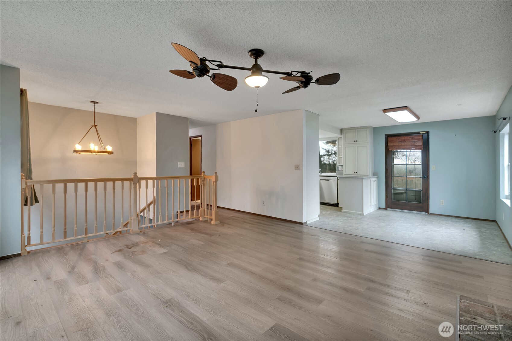 5189 Brasch Road Southeast Port Orchard, WA 98367 - Photo 6 of 33