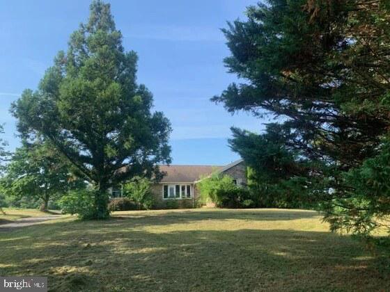 1060 Roxbury Road Newburg, PA 17240 - Photo 3 of 6