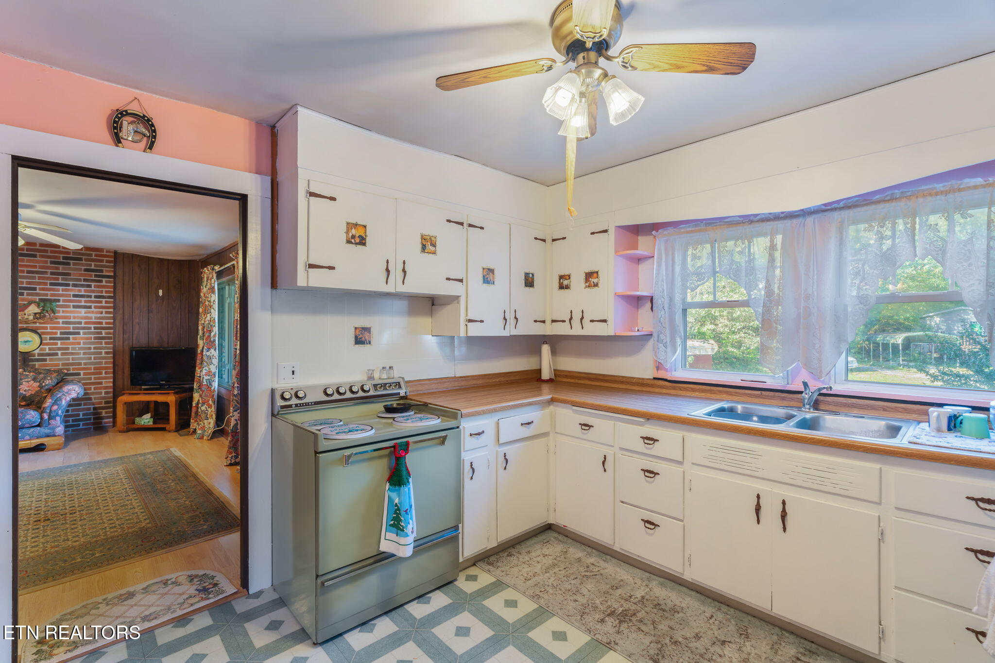 858 North Shiloh Road Seymour, TN 37865 - Photo 13 of 60 13-web-or-mls-858 N. Shiloh Road-4