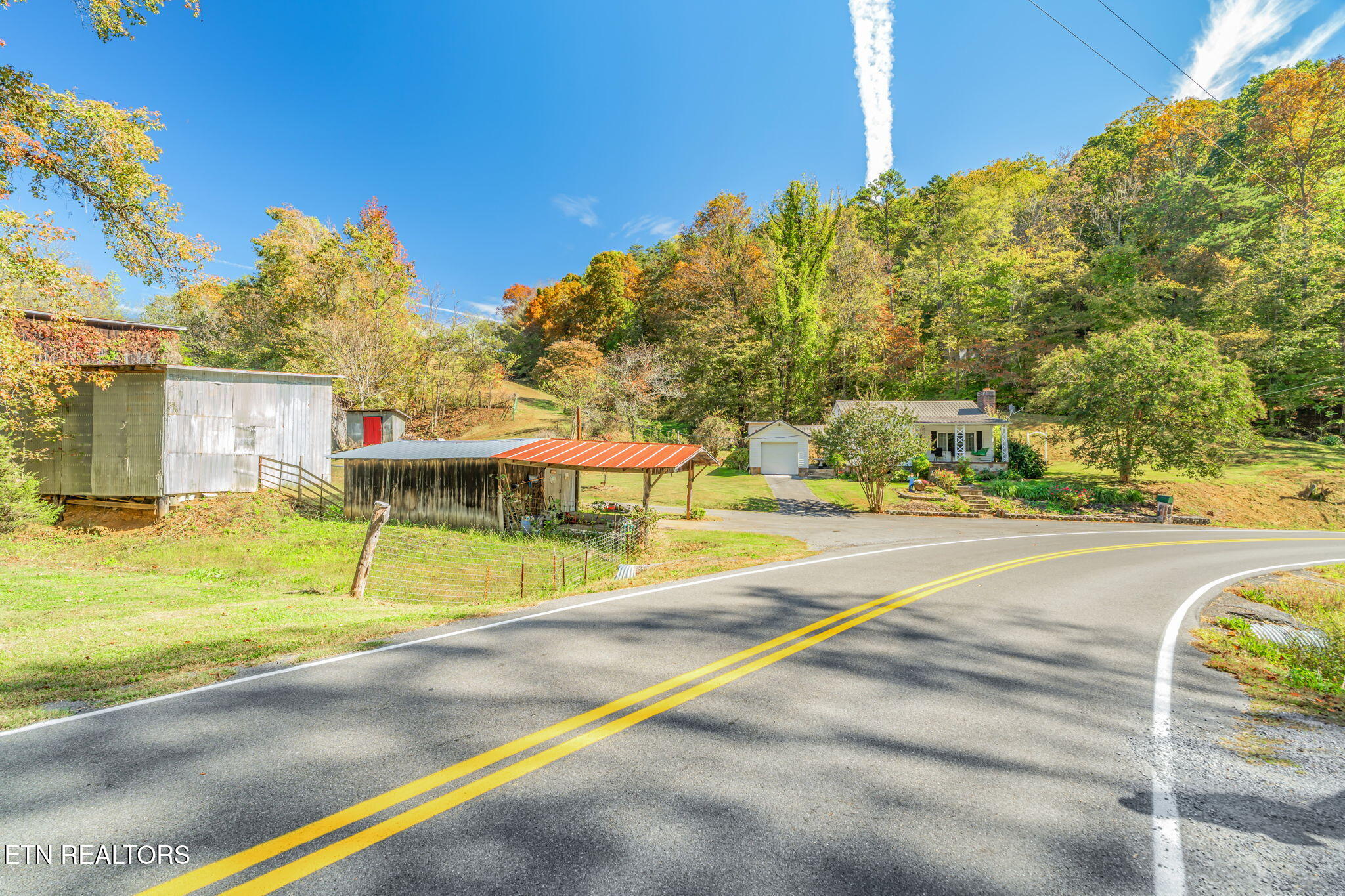 858 North Shiloh Road Seymour, TN 37865 - Photo 5 of 60 2-web-or-mls-858 N. Shiloh Road-56