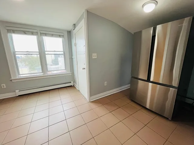 $1,850 | 98 Bergen Avenue, Unit 3, Kearny, NJ 07032