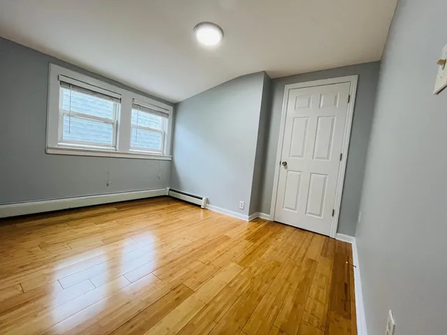 $1,850 | 98 Bergen Avenue, Unit 3, Kearny, NJ 07032