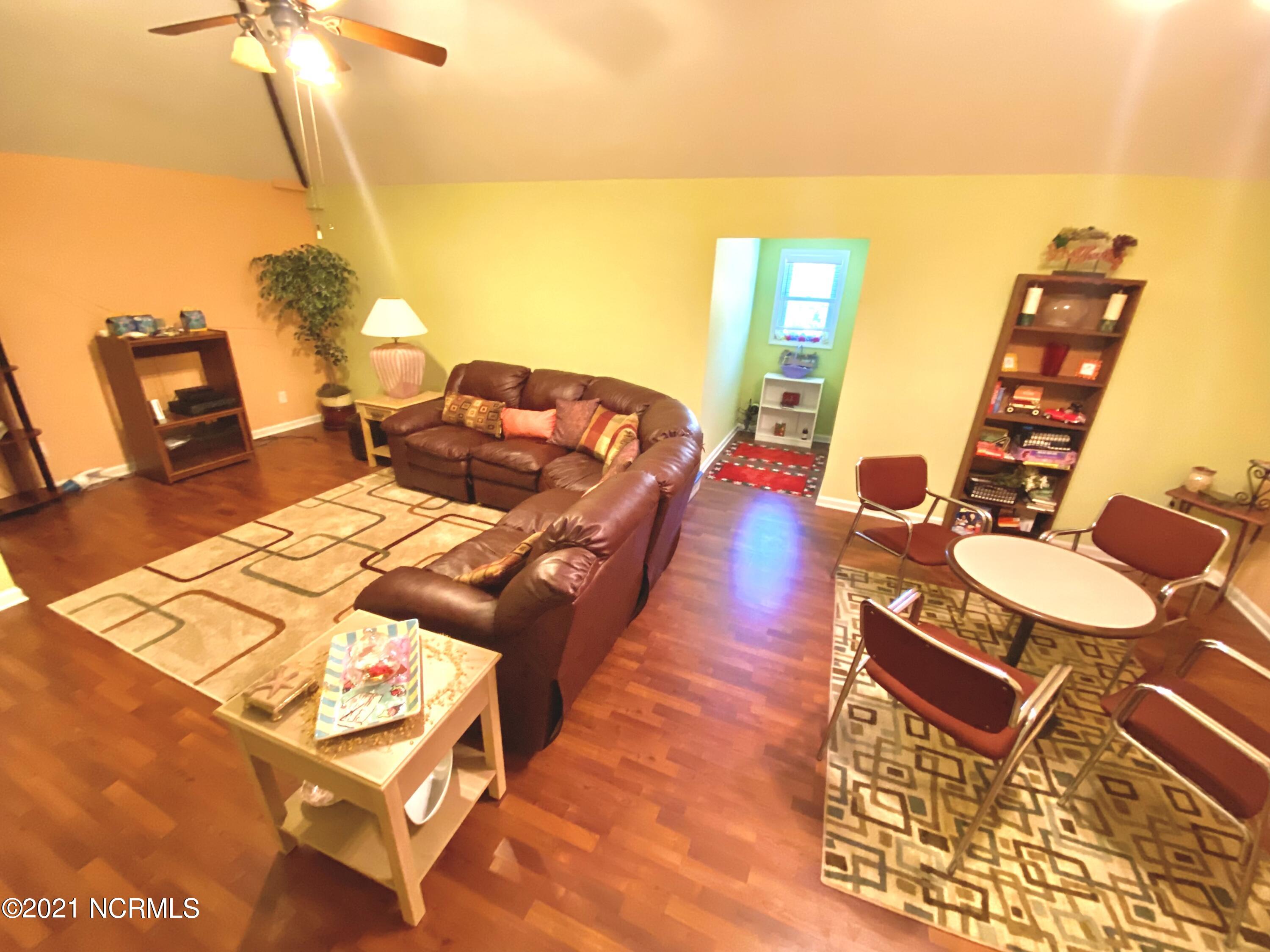 1032 Quill Moore Road Clarkton, NC 28433 - Photo 20 of 72 2nd Floor