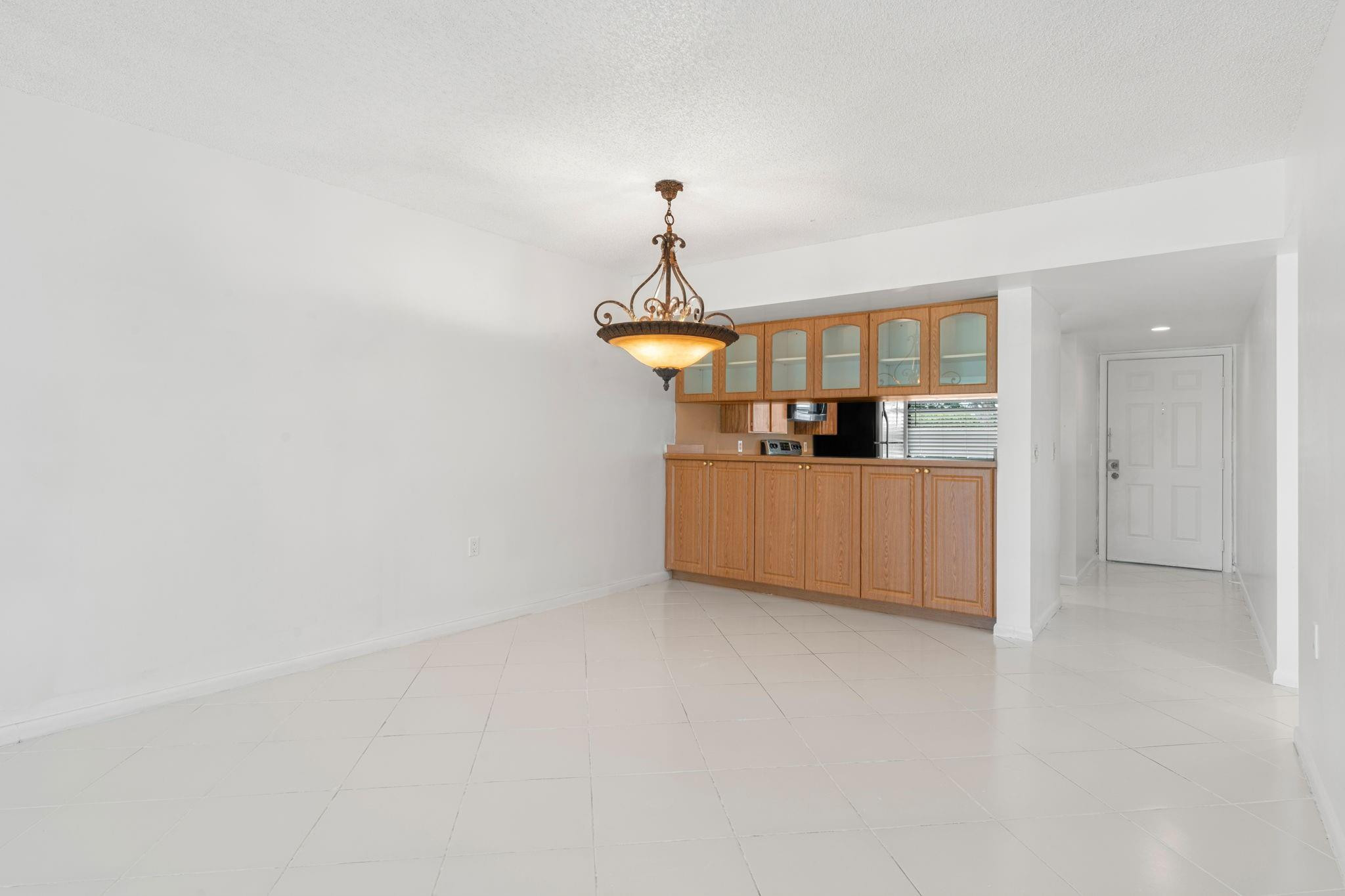 6061 Balboa Circle, Unit 105 Boca Raton, FL 33433 - Photo 10 of 24 Photo 10