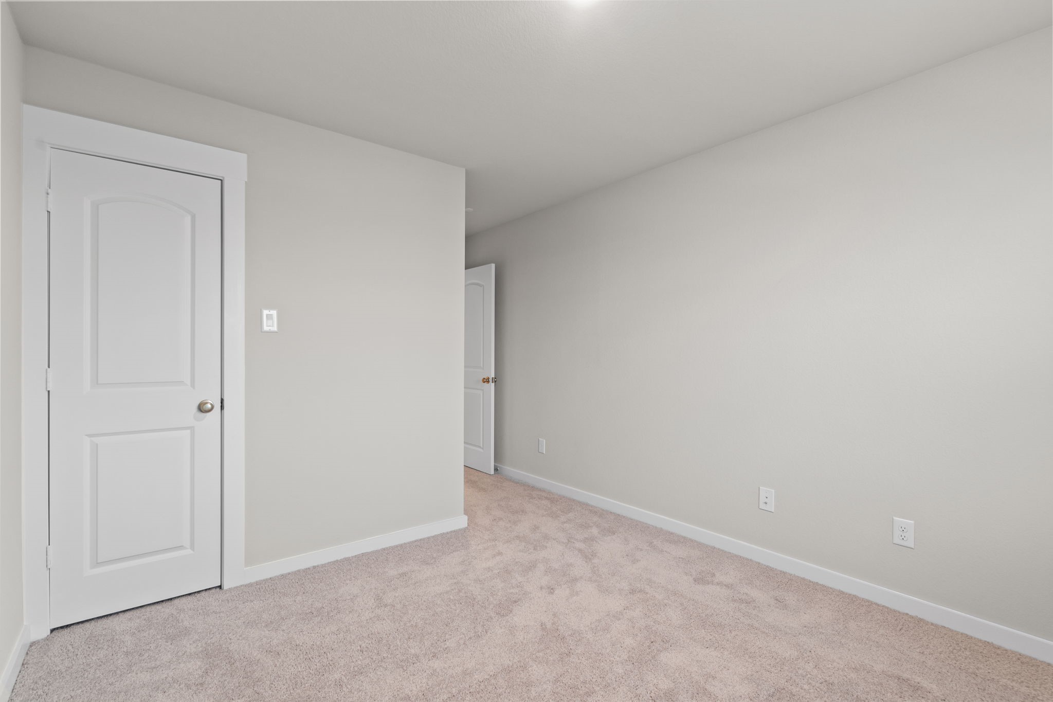 2778 Mariposa Crk Drive, Unit 2 Rosharon, TX 77583 - Photo 16 of 30 Picture a cozy reading nook filled with soft pillows and colorful bookshelves, perfect for those quiet moments when your little ones dive into their favorite stories.