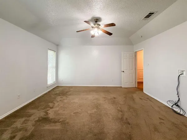 $1,995 | 701 Daniels Drive, Crowley, TX 76036