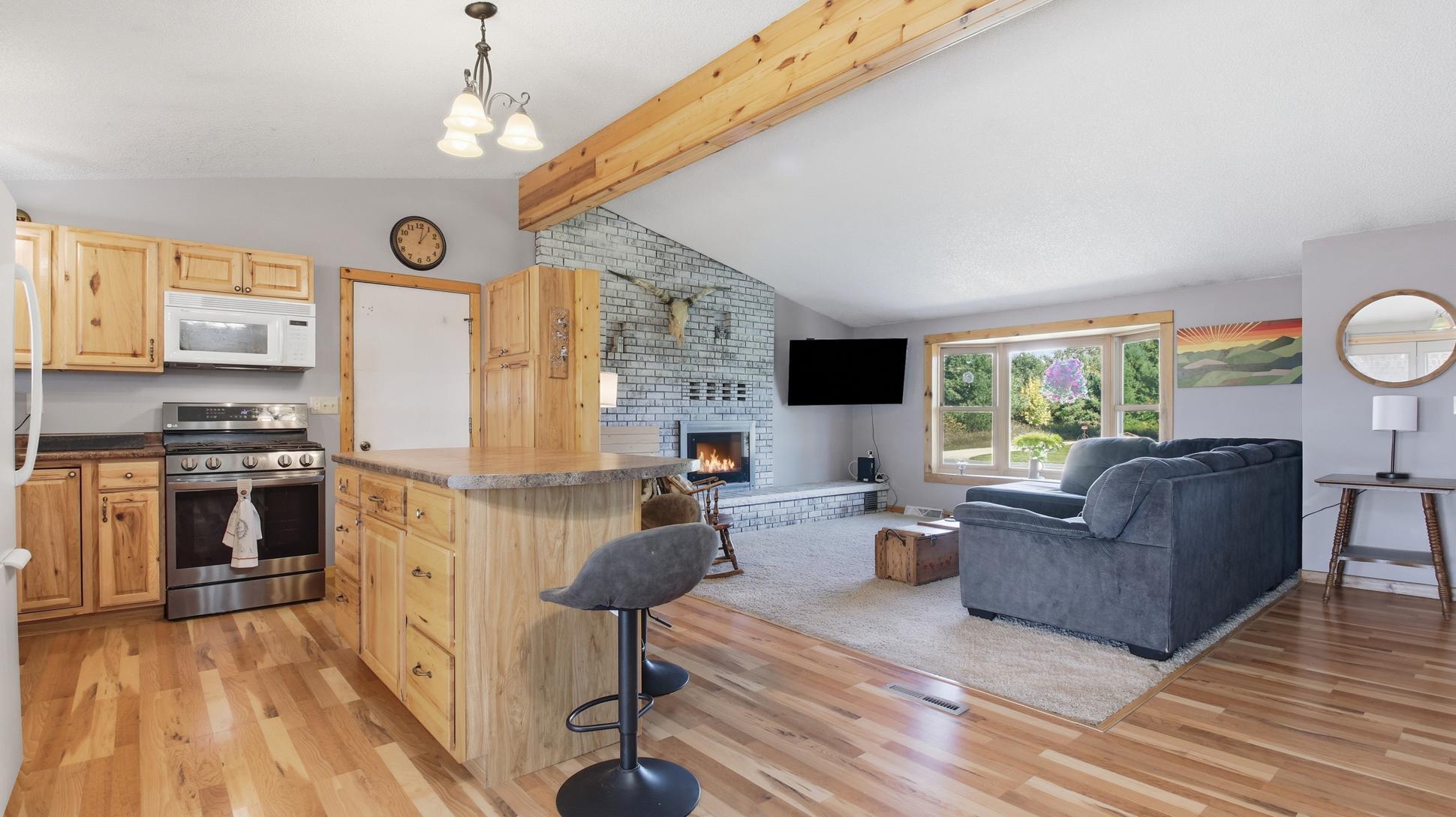 N3141 County Rd Y Menomonie, WI 54751 - Photo 10 of 36 Gallery Image 10
