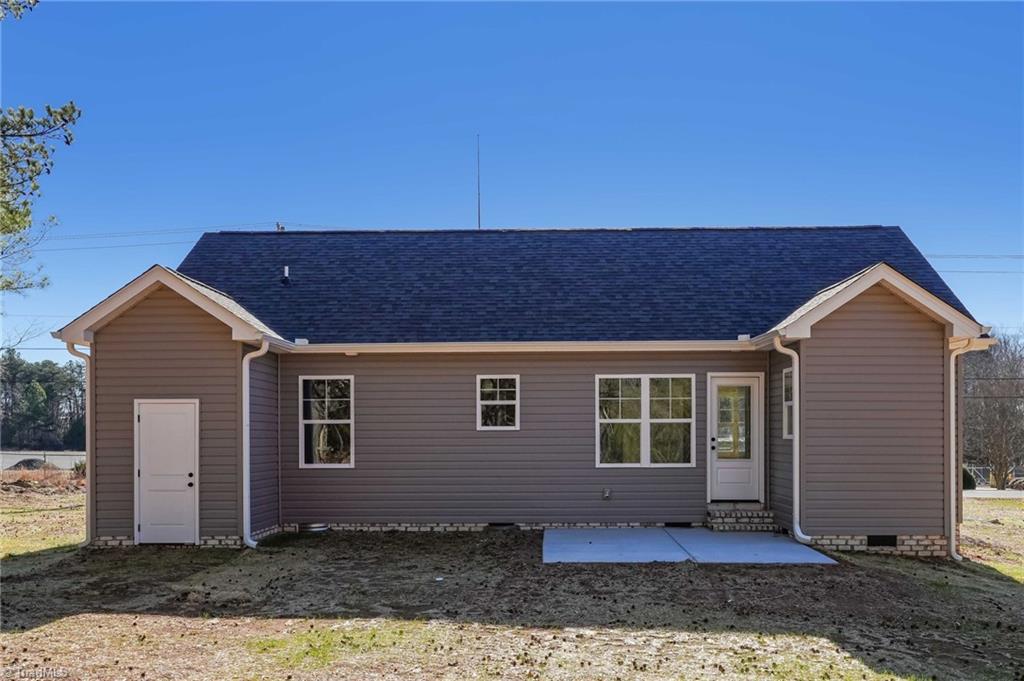 529 Grooms Road Reidsville, NC 27320 - Photo 2 of 35