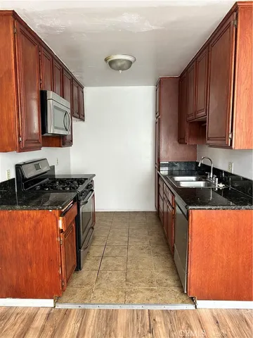 $2,400 | 14801 Nordhoff Street, Panorama City, CA 91402